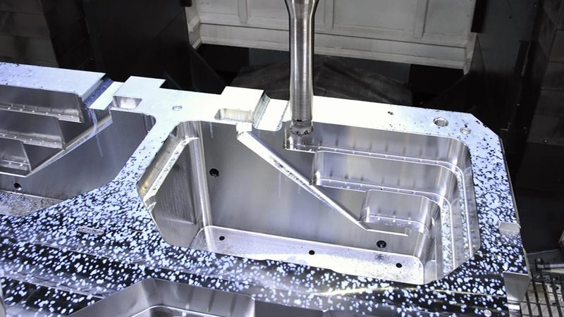 高精密塑胶模具：报价背后的关键参数解析**