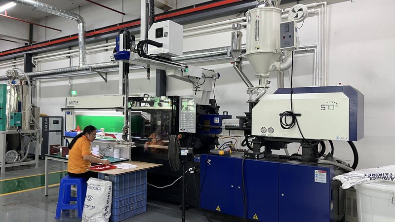 橡胶模具与液体硅胶模具：性能与适用场景对比
