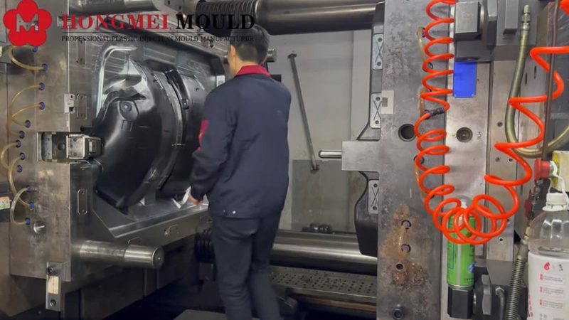 苏州级进模加工尺寸规格解析：关键要素与工艺要点