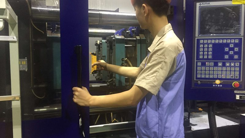 模具加盟直供：为什么你的供应链越选越窄